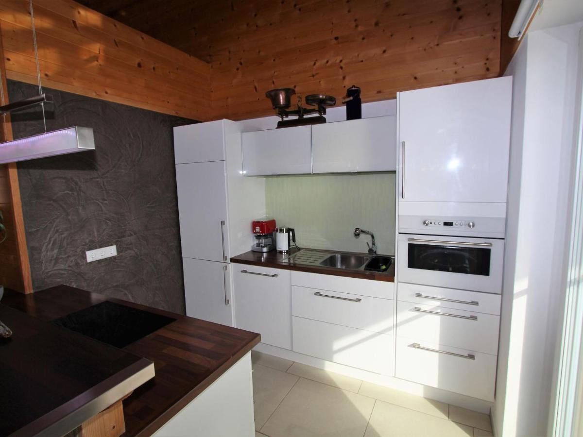 Apartment Directly On Lake Ossiach In Carinthia Stockelweingarten Екстериор снимка