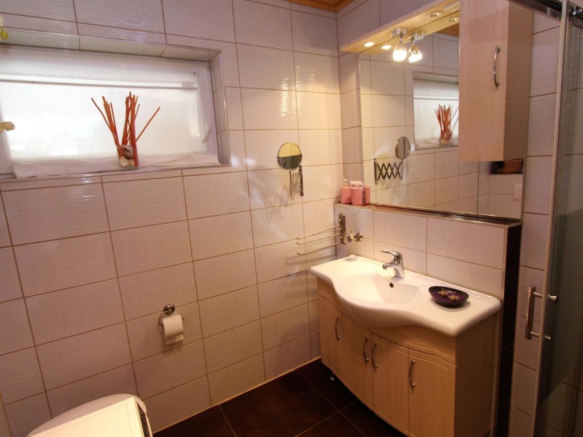 Apartment Directly On Lake Ossiach In Carinthia Stockelweingarten Екстериор снимка